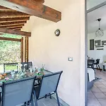 L'acero Rosso - Giardino Privato E Box Auto Apartament