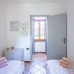 L'acero Rosso - Giardino Privato E Box Auto Apartament *